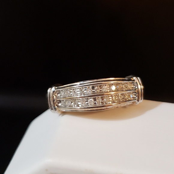 Nice! Solid 10kt Y/Wt Gold & Natural Diamonds - Picture 4 of 8